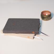 Erkek genel Dharma – Farkındalık Günlüğü, Smokey Blue