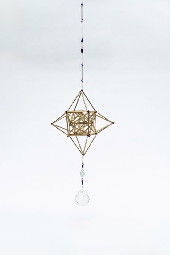 Men genel Kutsal Geometri -Heksahedron – Küp Yıldız