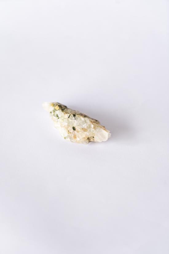 Erkek genel Epidotlu Kuvars Taş Kütle No13 40gr