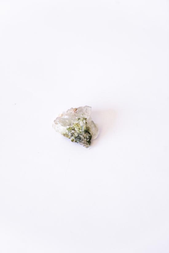 Erkek genel Epidotlu Kuvars Taş Kütle No18 8gr