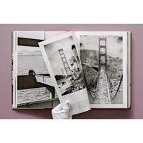 Erkek genel San Francisco. Portrait of a City