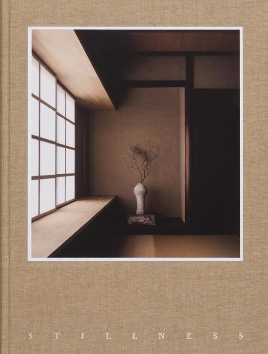 Erkek genel Stillness: An Exploration of Japanese Aesthetics i