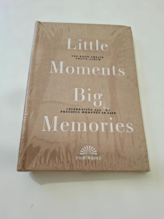 Erkek genel Little Moments Big Memories- Albüm